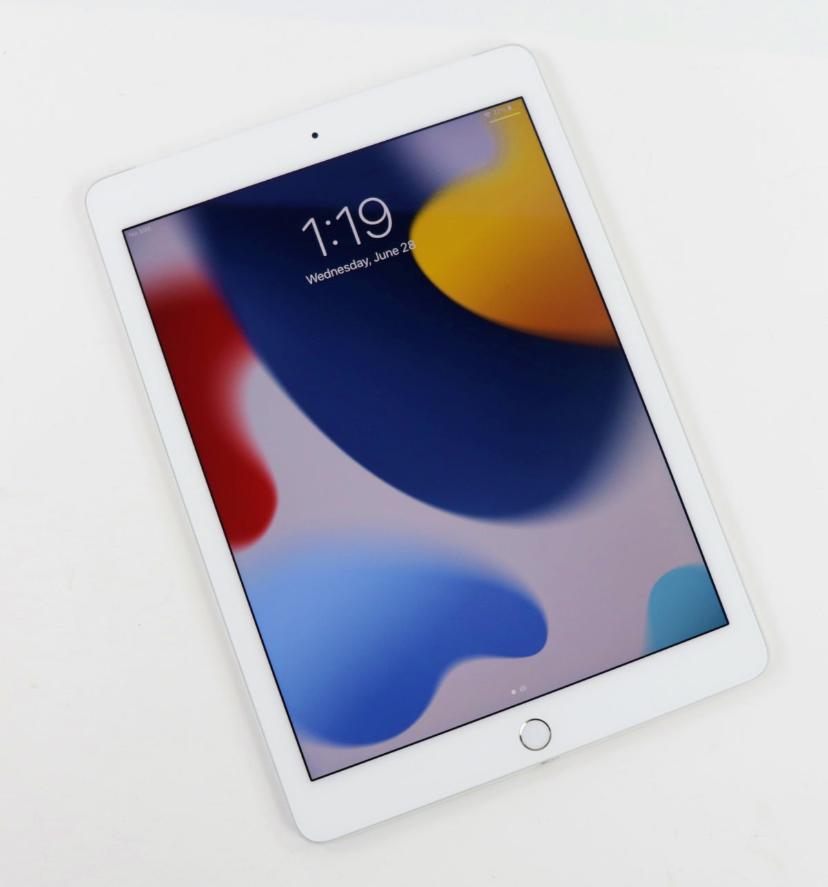 Apple iPad Air 16GB WiFi - Best price in UAE